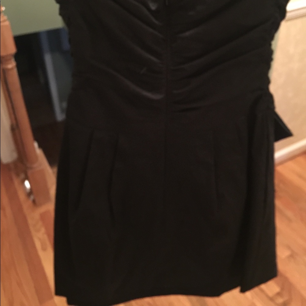 Short cocktail dress - Picture 3 of 4